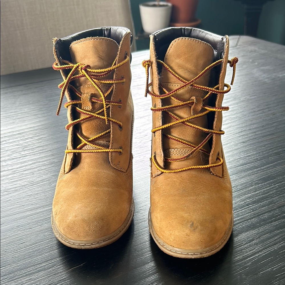 Timberland Women's Tan Wedge Boots - Picture 6 of 8